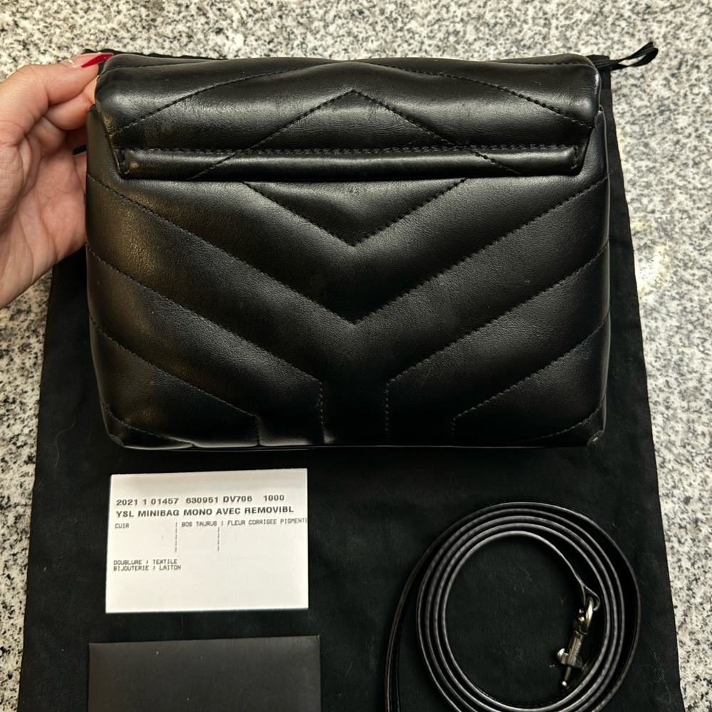 Authentic Saint Laurent Toy Loulou - Picture 4 of 10